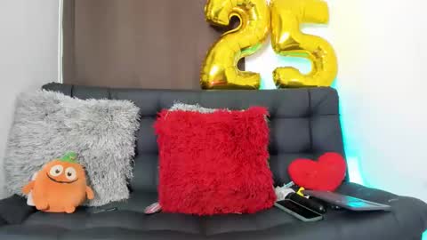 Snapshot of nyalgasai1 chatting on January 11, 7:06 am Nia online show from January 11, 7:06 am