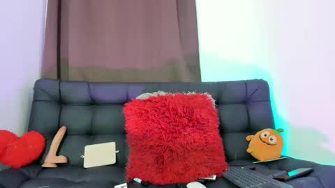 Snapshot of nyalgasai1 chatting on February 9, 5:50 am Nia online show from February 9, 5:50 am