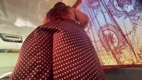 Creamy Grapefruit online show from October 14, 6:03 am