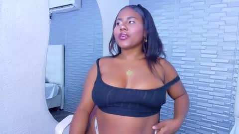 Snapshot of nympho_bff chatting on November 13, 9:14 pm nympho_bff online show from November 13, 9:14 pm