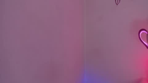   online show from February 15, 8:22 am