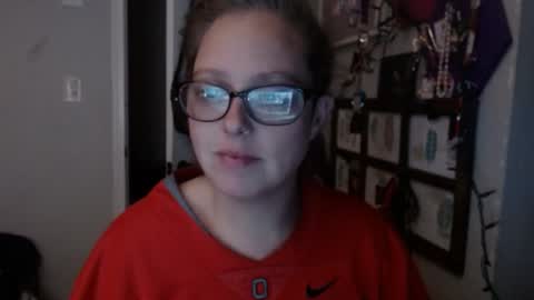 Snapshot of o0oshesquirt4hims chatting on December 15, 9:03 am o0oshesquirt4hims online show from December 15, 9:03 am