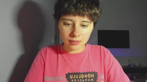 Evie online show from December 19, 11:50 am