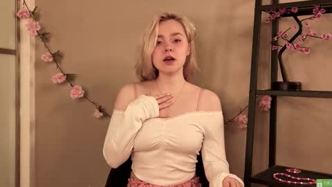 Alice online show from October 14, 9:15 pm