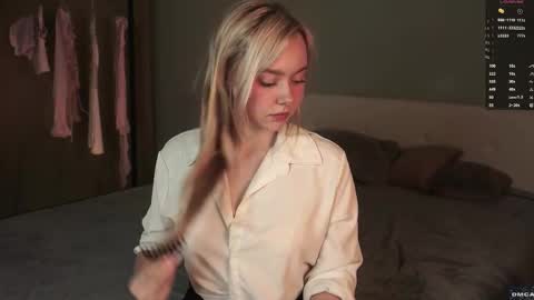 Alice online show from October 20, 7:47 pm