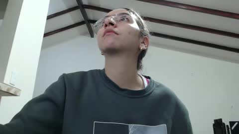 Val online show from January 2, 1:27 am