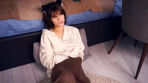 Snapshot of odettehatt chatting on March 7, 7:49 pm Thea online show from March 7, 7:49 pm