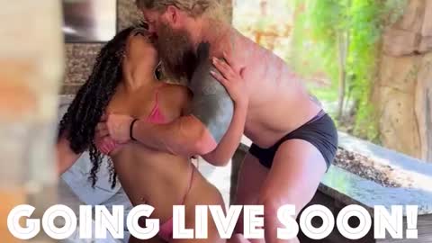 Snapshot of odinn_freyaa chatting on November 1, 6:43 pm Odin and Freya online show from November 1, 6:43 pm