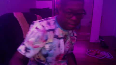 Money online show from December 10, 8:08 am