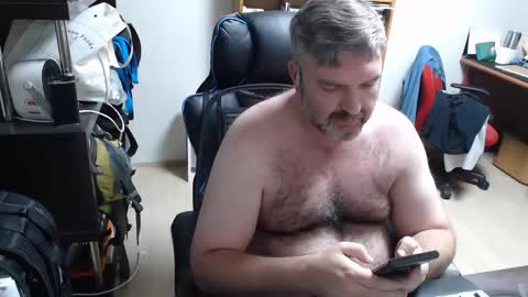 Woman message me men do not make demands and dont ask for pm only ladies. online show from December 29, 5:44 pm