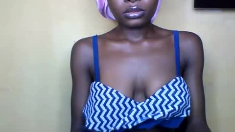 Snapshot of oh_sexyphilo chatting on November 30, 9:24 am philo bby online show from November 30, 9:24 am