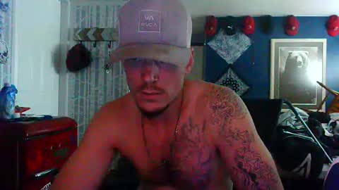 who dares  toss me some  tips lets have fun online show from November 14, 10:29 pm