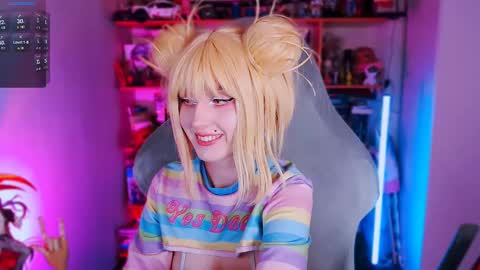 Snapshot of ohclementinee chatting on February 21, 9:02 am Clementine Clem online show from February 21, 9:02 am