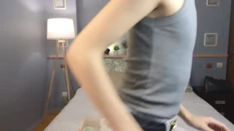 Snapshot of okerriella chatting on September 20, 1:12 pm Ami online show from September 20, 1:12 pm