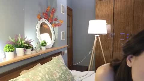 Snapshot of okerriella chatting on November 8, 1:55 pm Ami online show from November 8, 1:55 pm