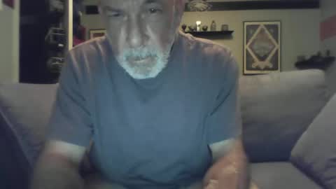 Snapshot of old_bald63 chatting on October 5, 6:56 am old_bald63 online show from October 5, 6:56 am