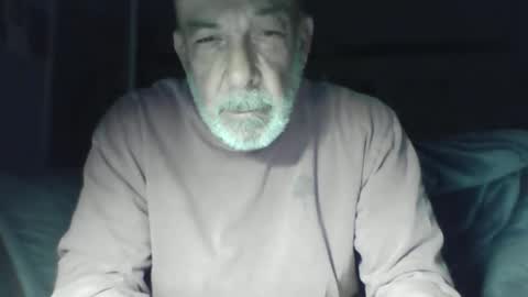 Snapshot of old_bald63 chatting on November 26, 8:15 am old_bald63 online show from November 26, 8:15 am