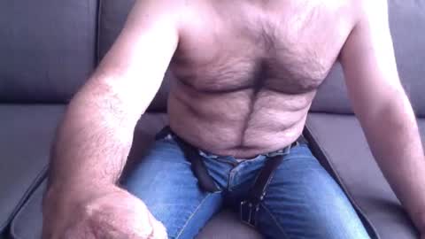 oldjeremy online show from March 4, 11:29 am