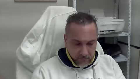 Snapshot of olimpio1230 chatting on February 26, 3:08 pm olimpio1230 online show from February 26, 3:08 pm