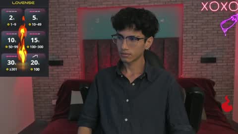 Snapshot of oliver_fast_ chatting on December 27, 10:55 am Oliver fast online show from December 27, 10:55 am