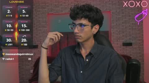 Snapshot of oliver_fast_ chatting on December 27, 5:05 pm Oliver fast online show from December 27, 5:05 pm