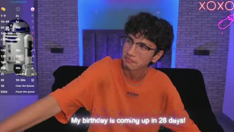 Snapshot of oliver_fast_ chatting on January 18, 1:40 pm Oliver fast online show from January 18, 1:40 pm