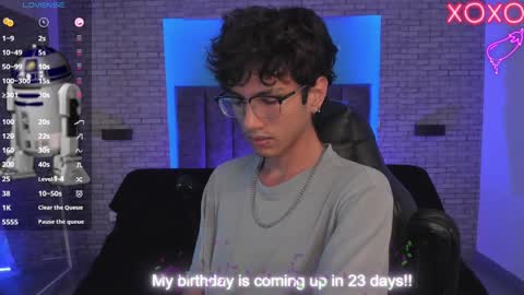 Snapshot of oliver_fast_ chatting on January 24, 4:05 am Oliver fast online show from January 24, 4:05 am