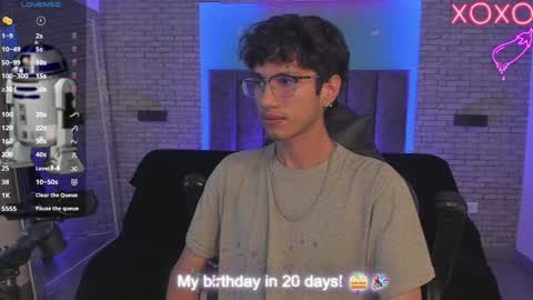 Snapshot of oliver_fast_ chatting on January 27, 5:03 am Oliver fast online show from January 27, 5:03 am