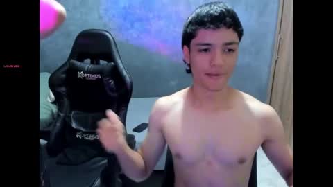 oliver_mrgn online show from September 8, 6:40 pm