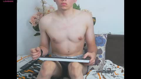 oliver online show from December 1, 10:26 pm