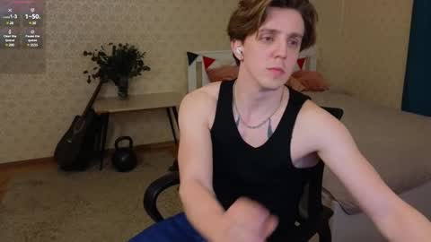 Snapshot of oliver_travis chatting on February 16, 12:41 am Oliver Evans online show from February 16, 12:41 am