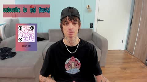 Snapshot of oliverrgroove chatting on February 4, 3:26 pm oliverrgroove online show from February 4, 3:26 pm