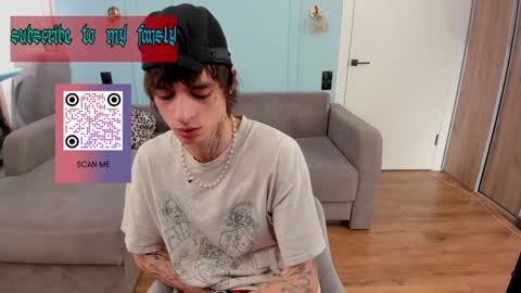 Snapshot of oliverrgroove chatting on February 6, 3:09 pm oliverrgroove online show from February 6, 3:09 pm