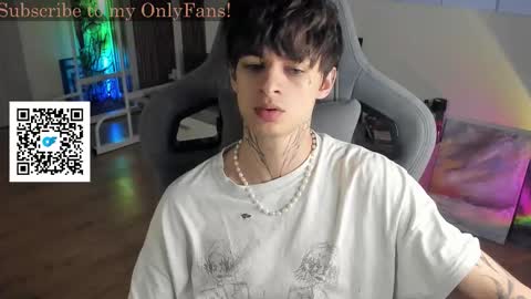 Snapshot of oliverrgroove chatting on September 20, 2:07 pm oliverrgroove online show from September 20, 2:07 pm