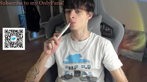 Snapshot of oliverrgroove chatting on September 23, 2:42 pm oliverrgroove online show from September 23, 2:42 pm