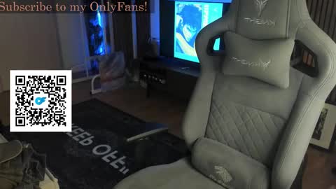 Snapshot of oliverrgroove chatting on November 10, 2:38 pm oliverrgroove online show from November 10, 2:38 pm