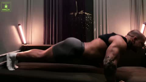 OliverSport online show from December 18, 3:44 pm