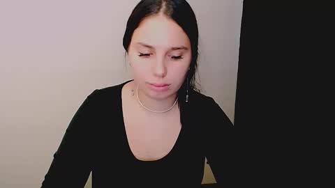 Olivia online show from September 20, 3:40 am