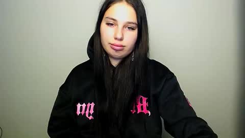 Olivia online show from October 7, 3:58 am