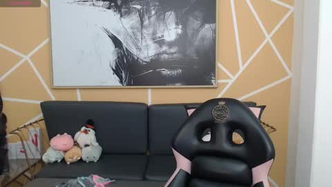 Olivia online show from September 14, 12:59 pm