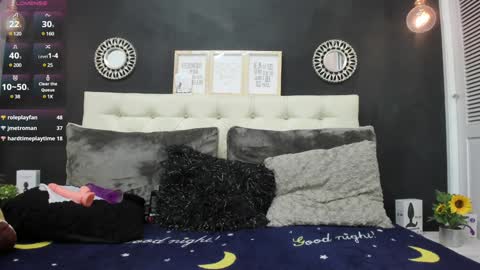 olivia online show from December 14, 4:56 am