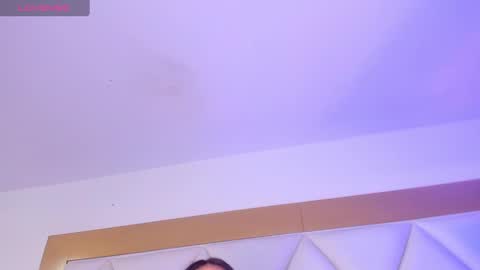 Snapshot of oliviabrady1 chatting on January 22, 2:15 am OLIVIA online show from January 22, 2:15 am