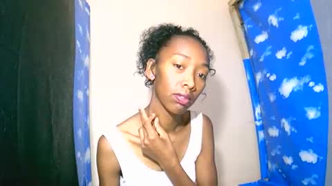 oliviah27 online show from October 3, 10:01 am