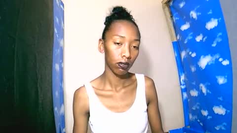 oliviah27 online show from October 4, 11:41 am