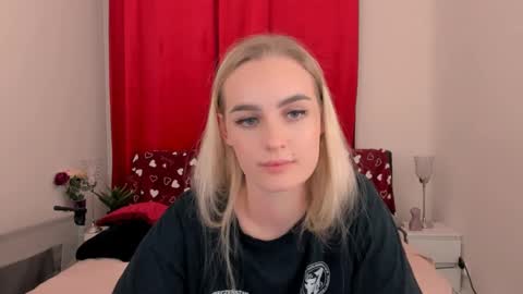 oliviaBeauty online show from February 8, 4:03 am