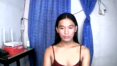 oliviaslut69 online show from November 27, 7:32 am