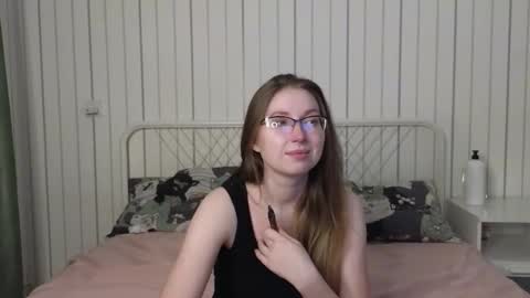 Kylie online show from October 2, 6:15 pm