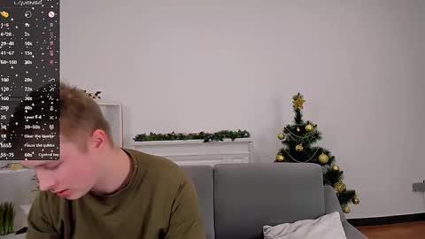 Snapshot of ollistiw chatting on December 24, 8:38 pm Olli and Stiw online show from December 24, 8:38 pm