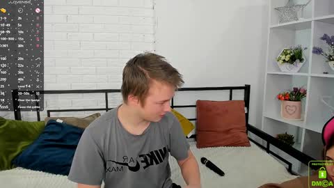 Snapshot of ollistiw chatting on January 31, 9:16 am Olli and Stiw online show from January 31, 9:16 am