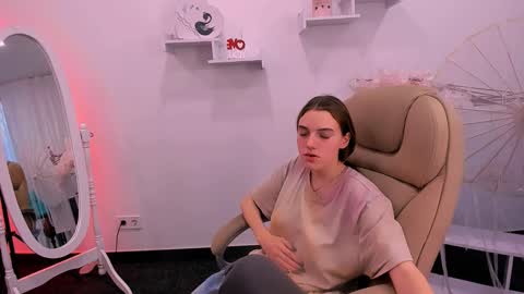 Snapshot of ollistiw chatting on February 10, 12:39 pm Olli and Stiw online show from February 10, 12:39 pm